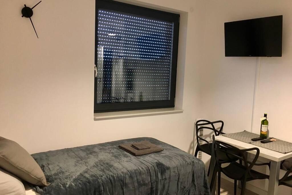 Apartament Fibra Brownie ريبنيك المظهر الخارجي الصورة