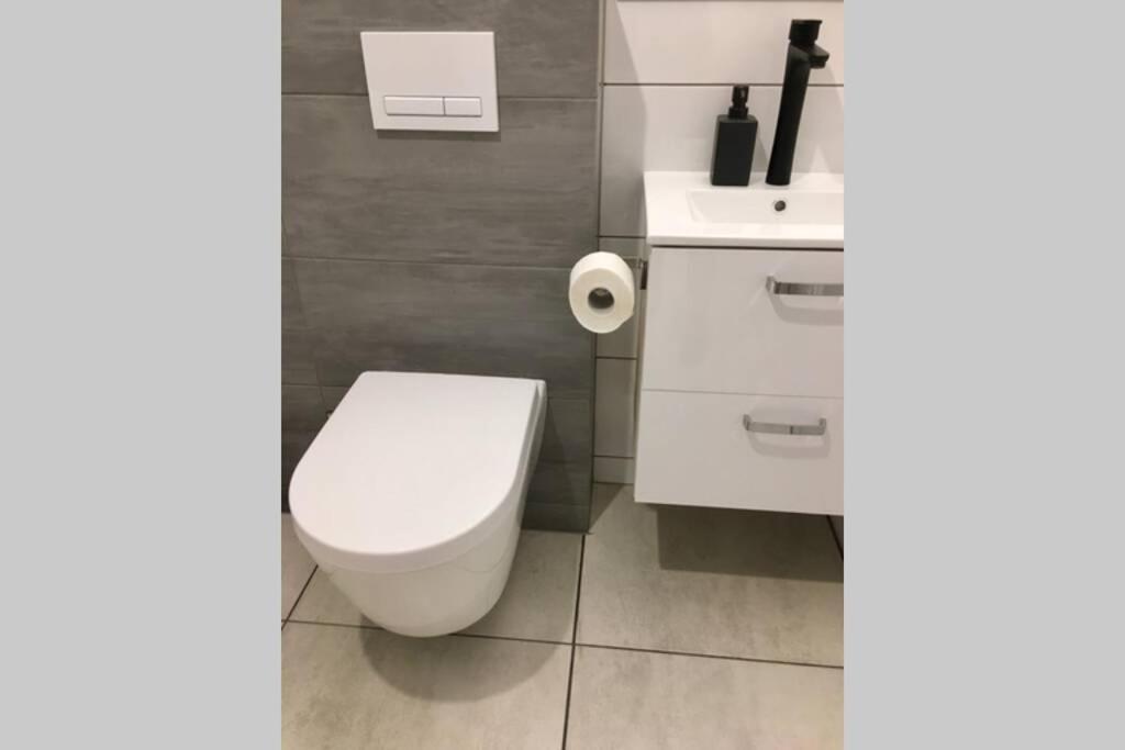 Apartament Fibra Brownie ريبنيك المظهر الخارجي الصورة